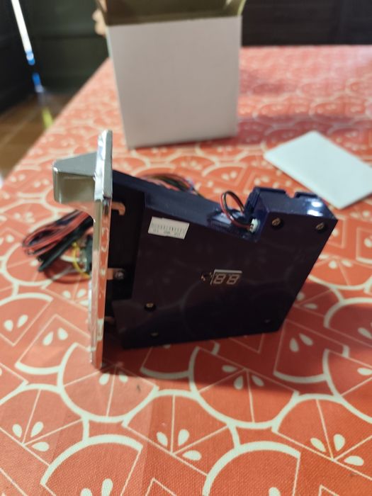 Moedeiro e dissipador