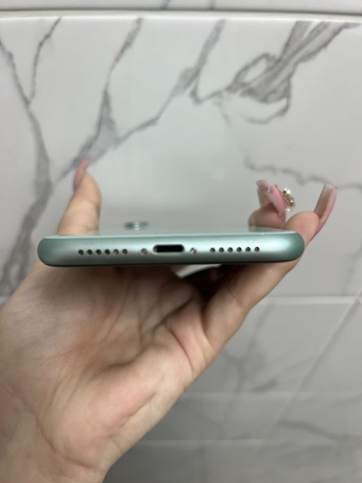 айфон 11 64гб бу