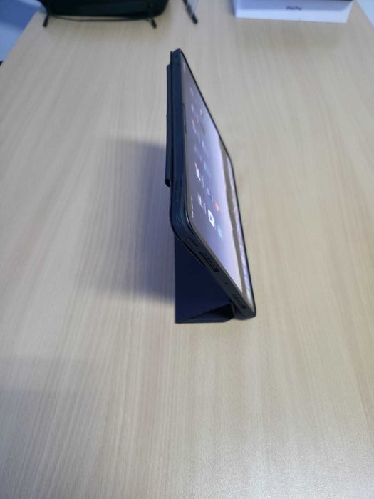 iPad Pro M5 11" 256GB Platinum – Como Novo | Apple Pencil + Teclado + Extras