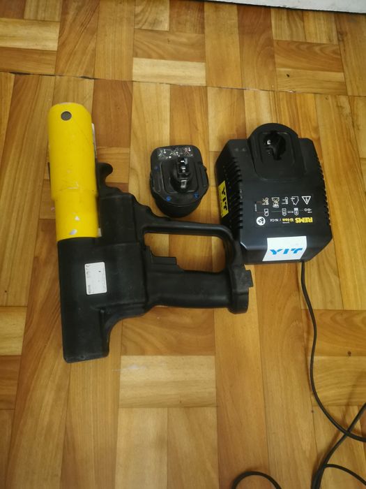 Zaciskarka Akumulatorowa prasa REMS Mini-Press