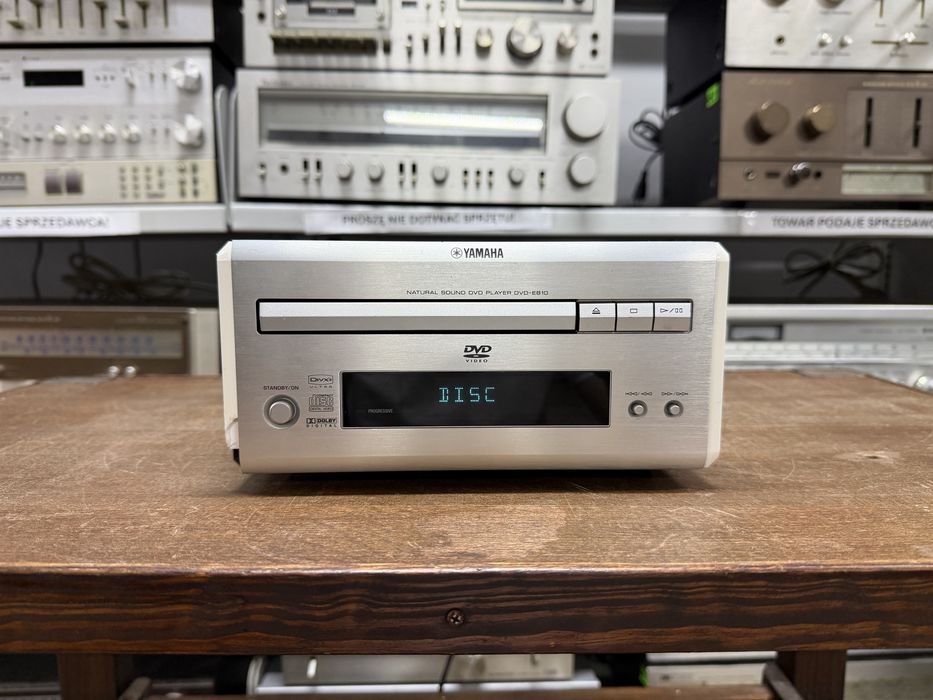 ‼️ Yamaha DVD-E810– Odtwarzacz CD Hi-Fi z Serii PianoCraft, Przetwornikiem DAC i Kompaktową Konstrukcją | Audio Room