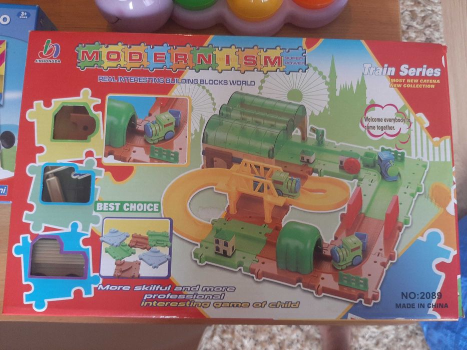 Vários Brinquedos para Criança