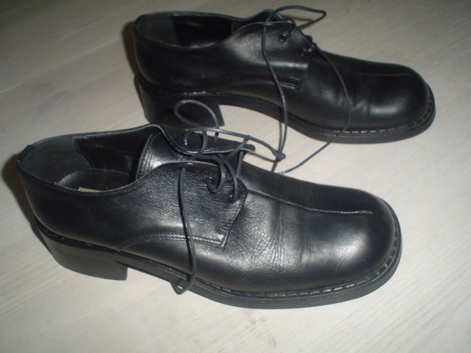 Półbuty sznurowane Vera Gomma