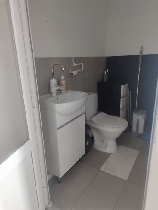 Можл продаж!! офіс від 12, 32, 45 кВ.м окремий вхід, завжди є світло!!