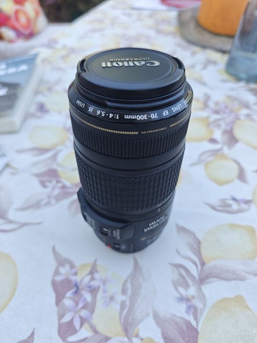 Canon EF 70-300mm F4-5.6 IS USM como nova