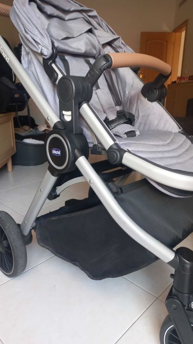 Conjunto Carrinho Completo + Ovo Chicco
