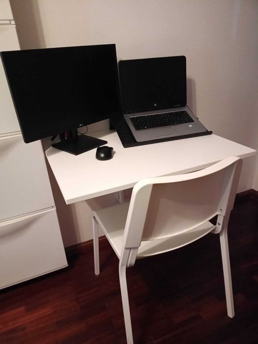 Mesa rebatível para parede