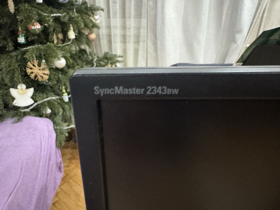LCD монітор Samsung Syncmaster 2343BW