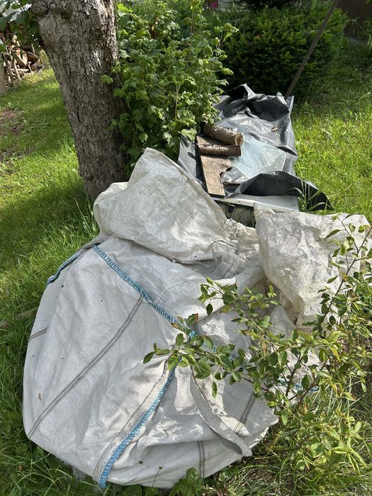 Pół Bigbaga drewna, drzewa pocietego na opał z desek