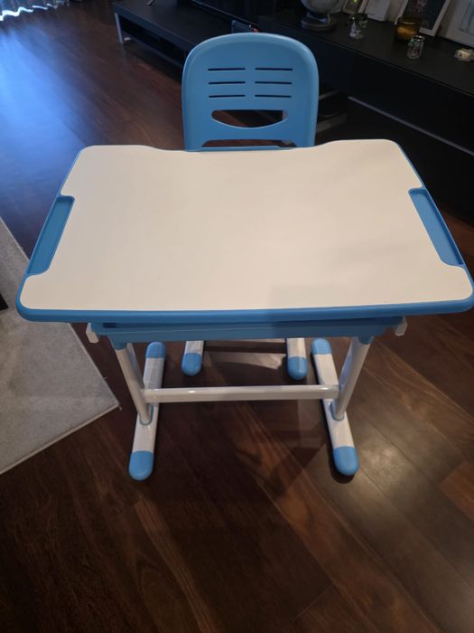 Secretaria/Cadeira Infantil