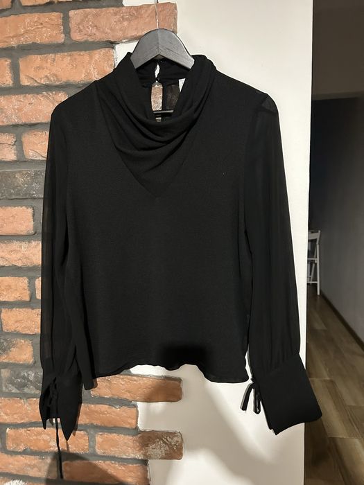 Czarna klasyczna bluzka damska Zara