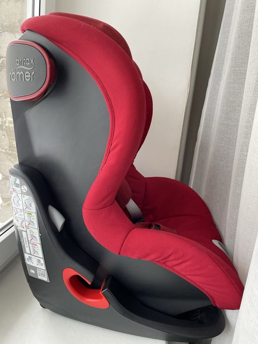 Дитяче автокрісло BRITAX-ROMER KING II BLACK SERIES Fire Red 9-18 кг