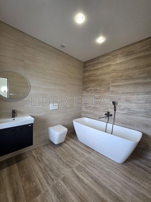 Продаж 4 кімнатного котеджу,таунхауз,Ужгород