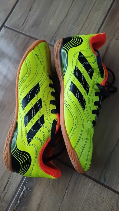 Halówki Adidas roz. 35