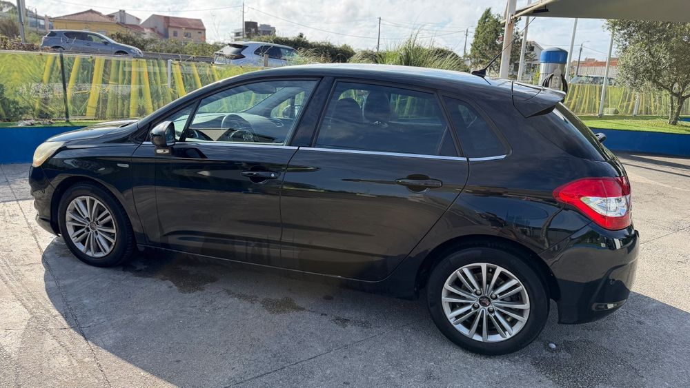 Citroën C4 e-HDi 2012 Automático – Diesel & Conforto Premium (Massageador!)