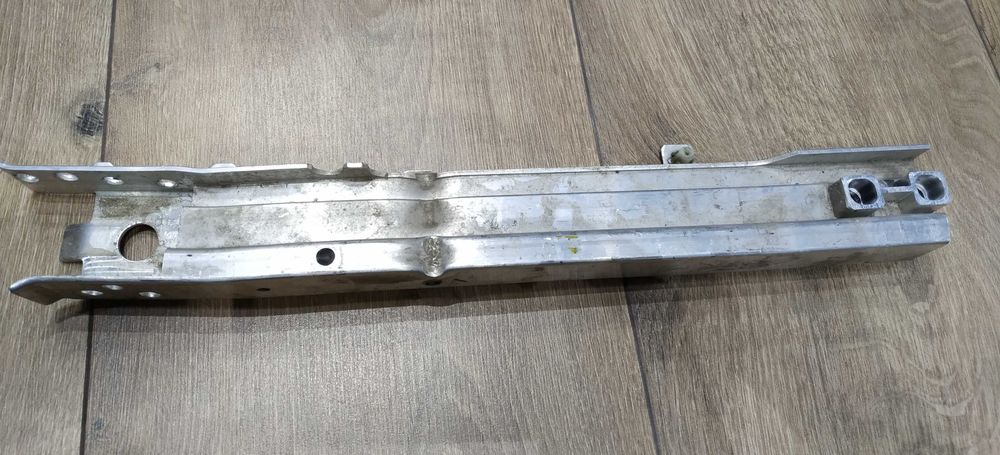 BMW X1 F48 X2 F39 кронштейн адаптер нижний 51117368478 51117368482