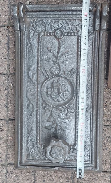 Drzwiczki żeliwne do wedzarki kuchni pieca grilla