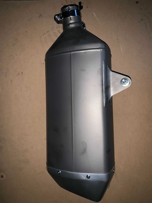 suzuki gsxr 1000 2018-2019 банка оригинал