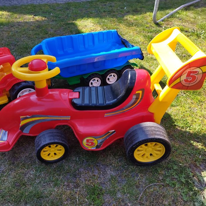 Duze zabawki dziecięce Auto jeździk  traktor z przyczepą