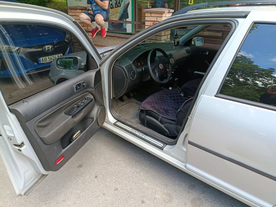 Продам гольф4 1.6 бензин