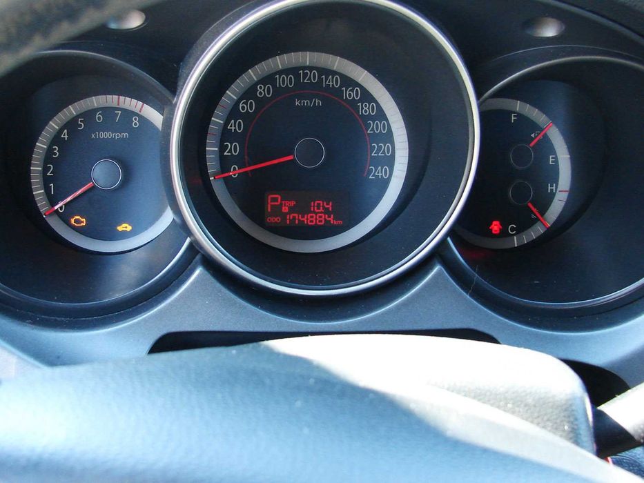 KIA Magentis 2.0 АВТОМАТ 2008 год (на коже)