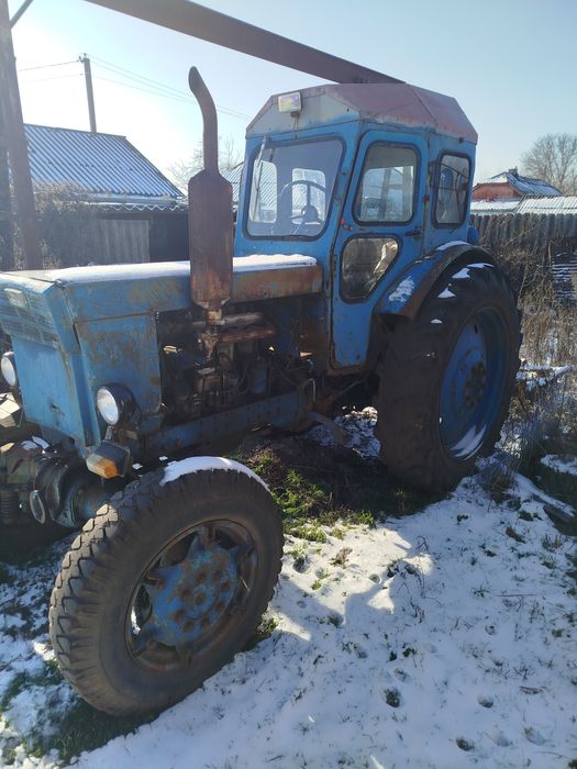 Трактор Т 40 з плугом
