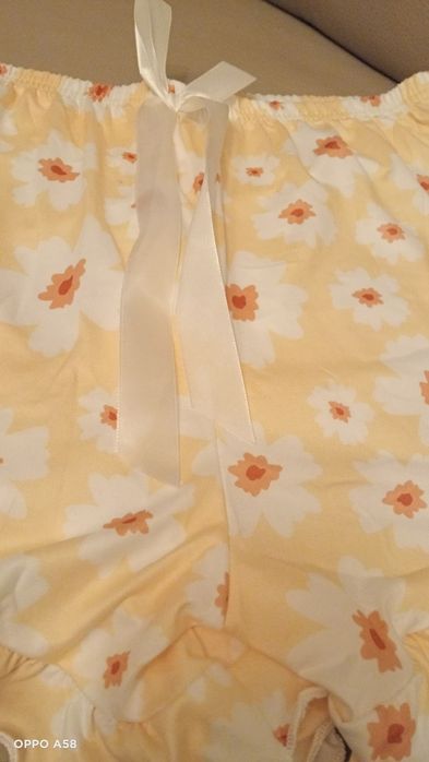 Pijama calção amarelo florido L