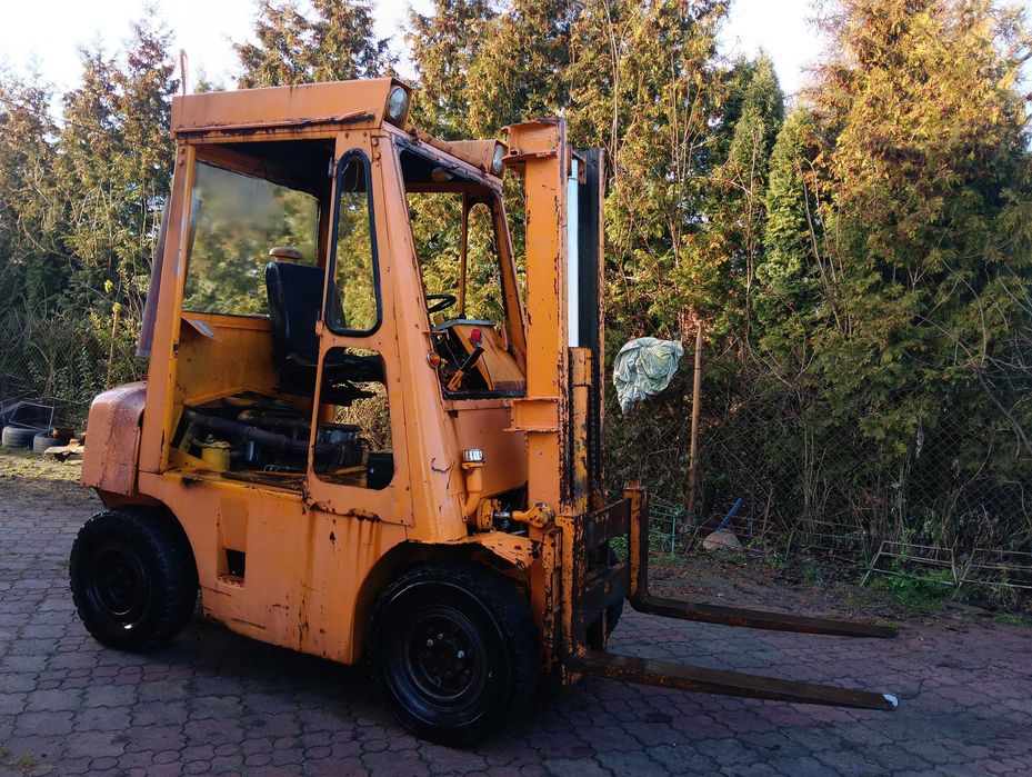 Wózek widłowy udziwig 2t