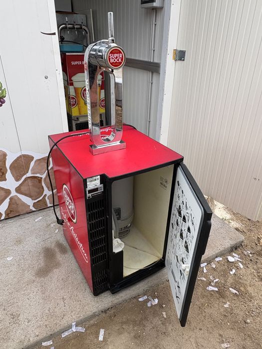 Máquina de finos Super Bock