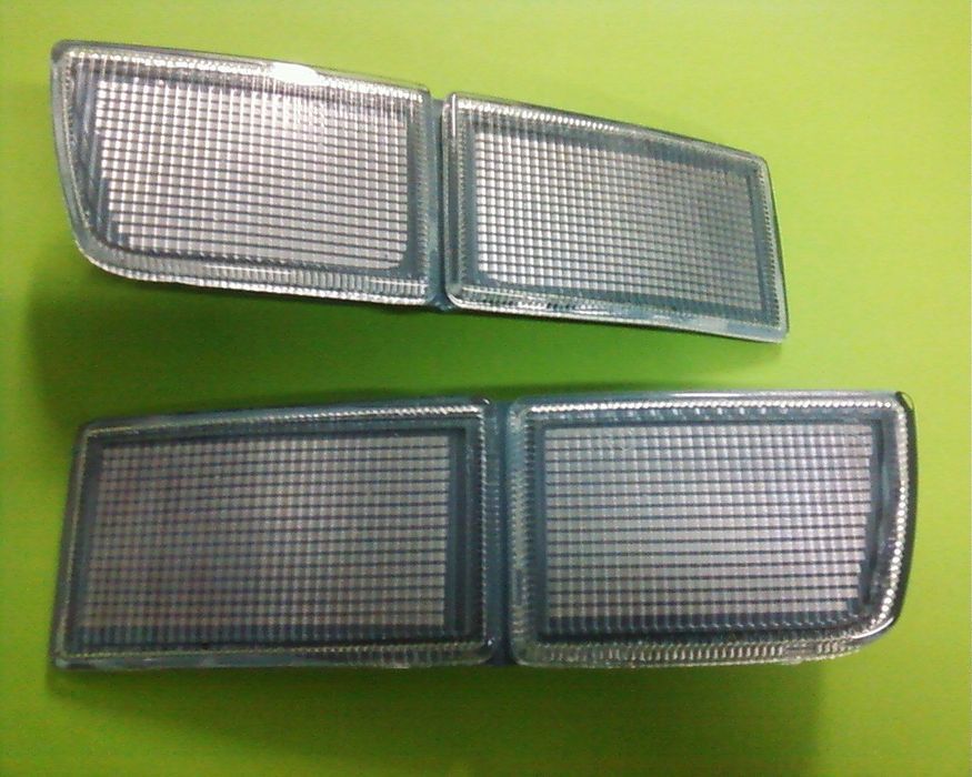 Front Bumper Reflectors / White Reflectors for VW Golf III (NEW)