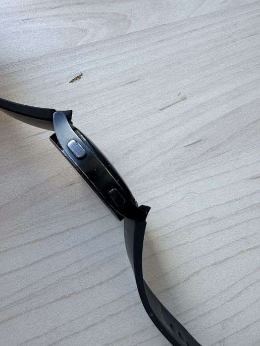 Продаю Samsung Galaxy Watch 4 Classic