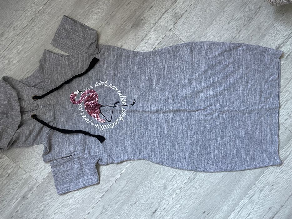 Sukienka sportowa z kapturem flamingo New Yorker S/M