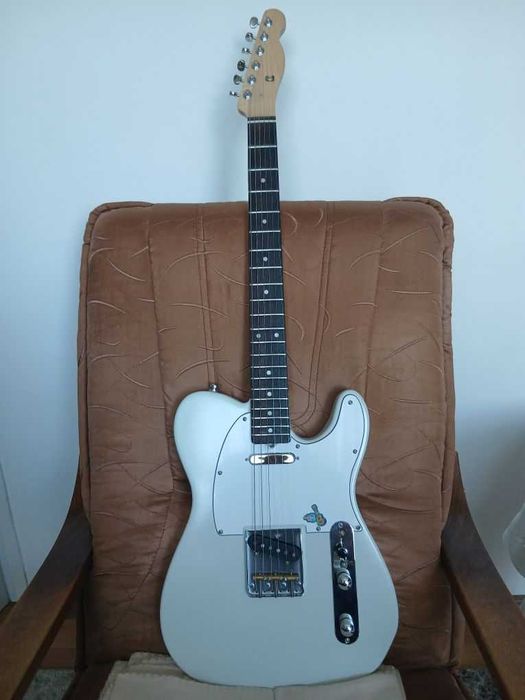 Gitara elektryczna lutnicza typu TELECASTER