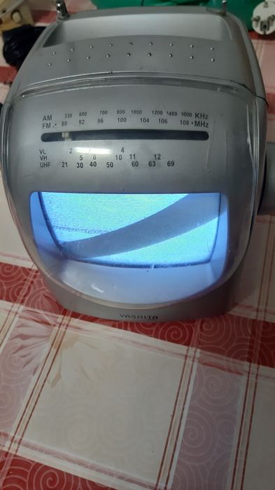 Rádio e TV a funcionar bem