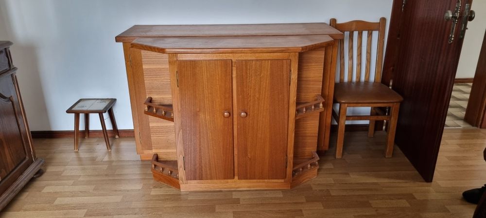 Aparador para Sala ou Corredor