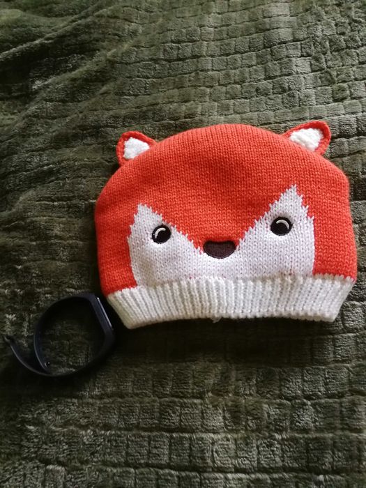 Czapka lisek dziecięca, firmy Mountain warehouse. r. 92, nowa