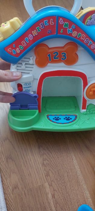 Fisher-price wesoły domek szczeniaczka