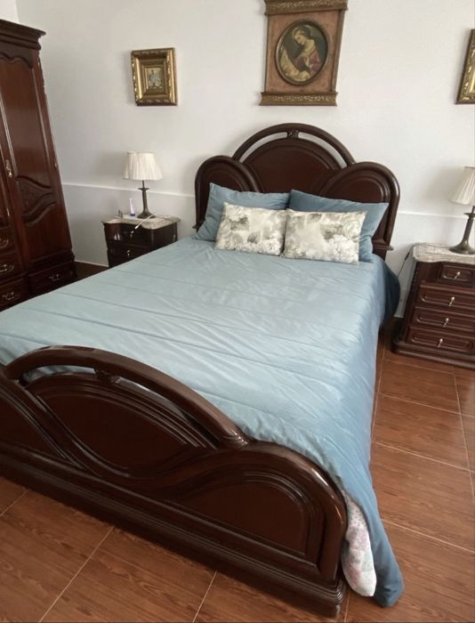 Cama de casal com colchão