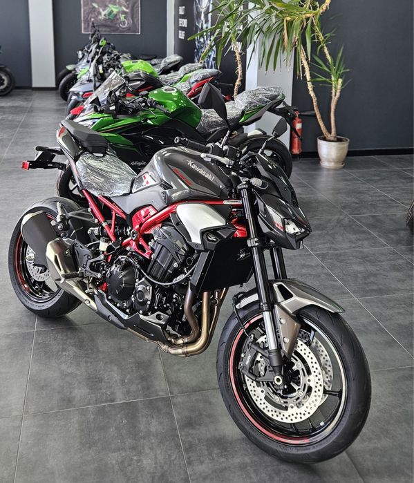 Kawasaki Z900 2025