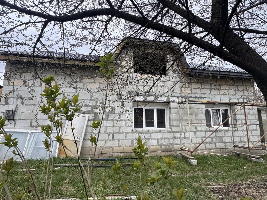 Продаж будинку  в м.Шептицький!