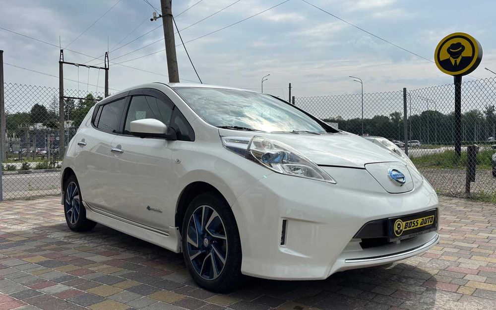 Nissan Leaf 2016 року