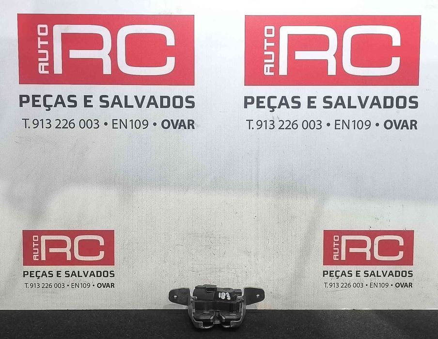 Fechadura / Fecho da Mala A2047400535 - MERCEDES-BENZ GLA-CLASS