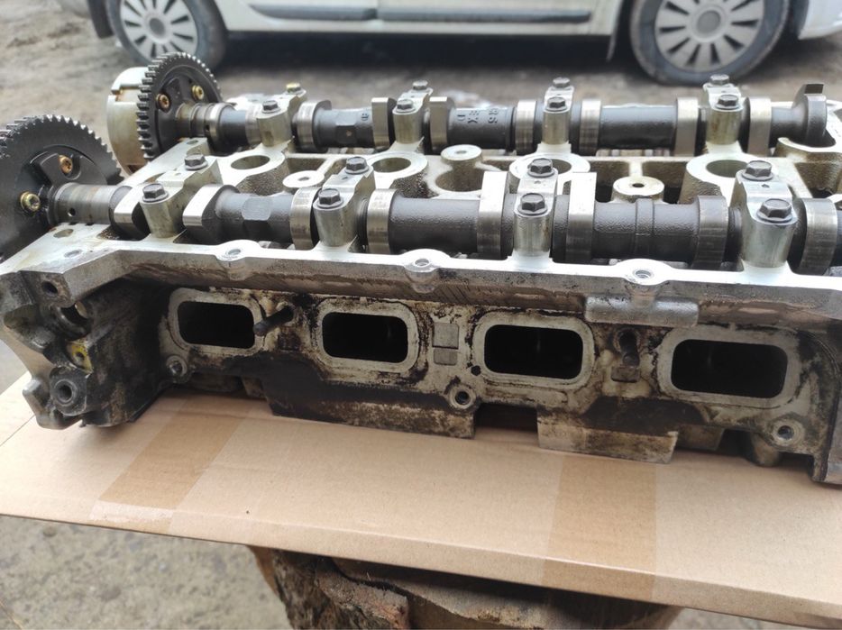 Головка в зборі Mitsubishi Outlander 2.4 бензин