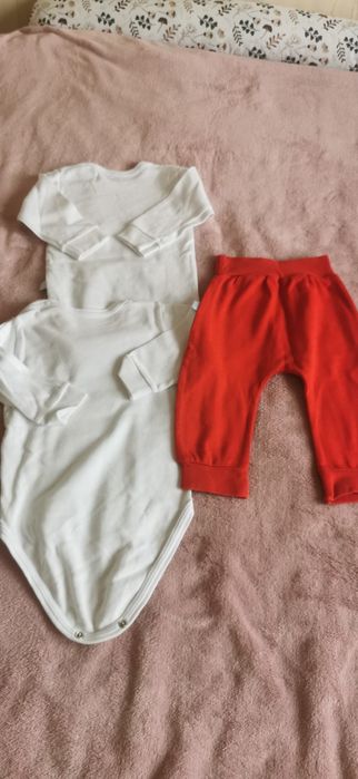 Świąteczny komplecik plus body rozm 80