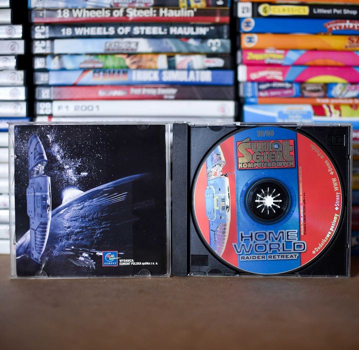 PC # Swiat Gier Komputerowych: Home World Raider Retreat