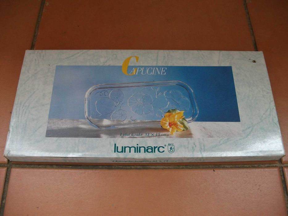 Torteira ou prato para bolo Luminarc rectangular (com caixa)64738200641027121