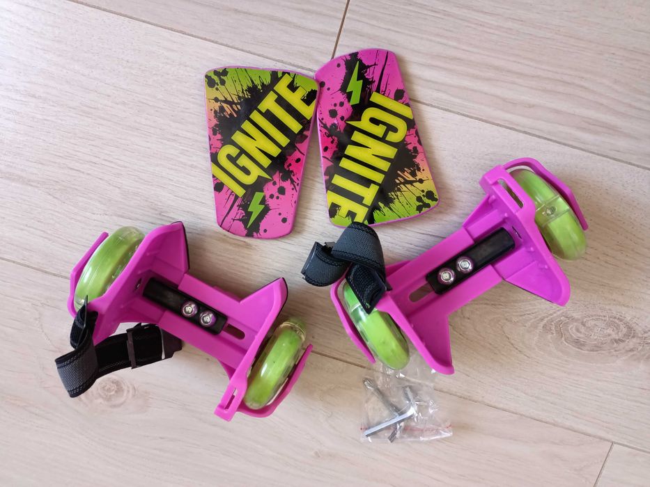 Wrotki IGNITE CLIP-ON Wielokolorowy rolki świecące na butyp