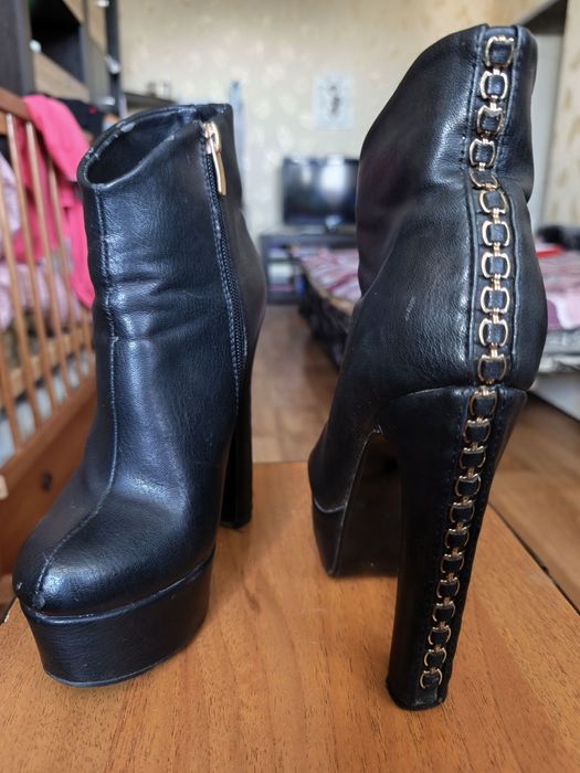 Ботильйони/сапожки/напівсапожки