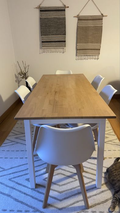 Mesa de jantar IKEA com 6 cadeiras