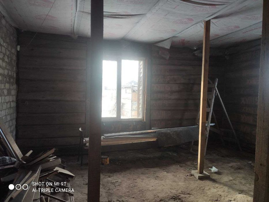 Продаж будинку зі зрубу на 6 сотках. Від власника